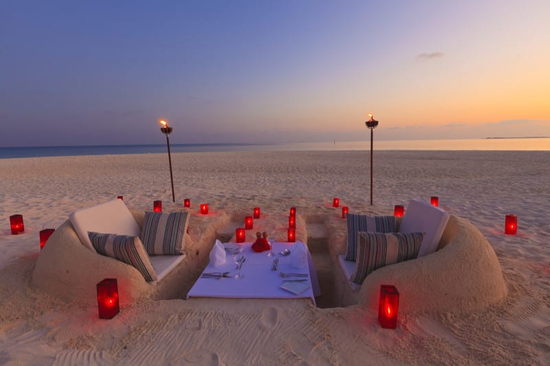 Velassaru Maldives Luxury Travel beach dinner